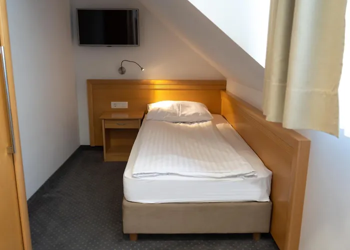 Hotel Jezero
