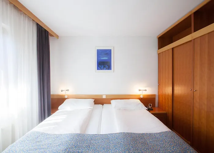Hotel Jezero