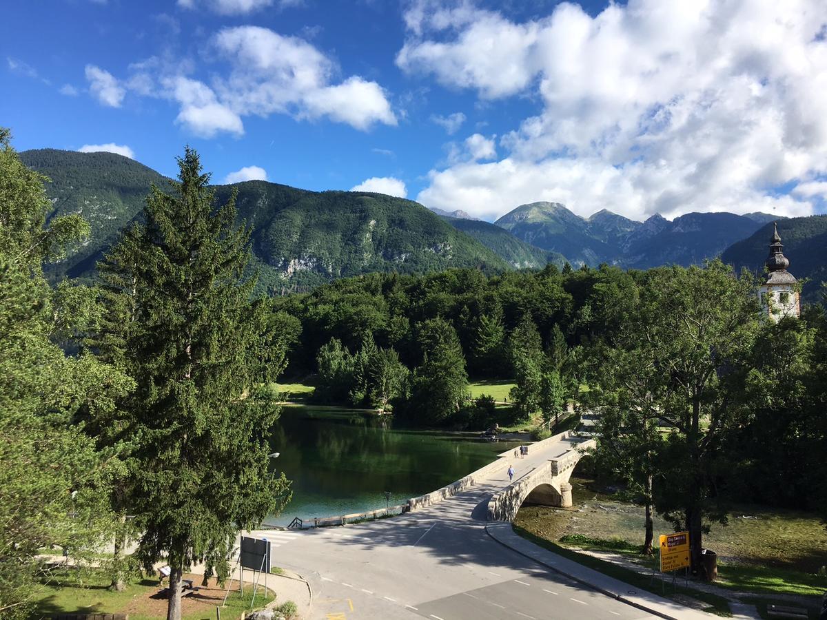 Hotel Jezero